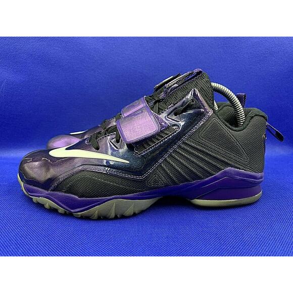 NIKE CJ Trainer 2 Purple Glow Lace Up Athletic Shoes 685351-001 Youth Sz 6.5 Y - Picture 1 of 10